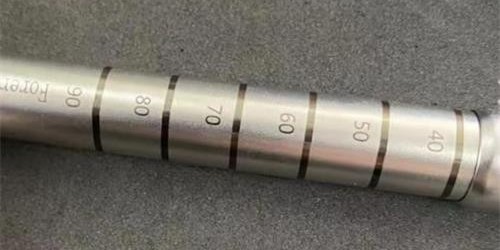 圓柱體激光打標(biāo)機(jī)---威斯邁激光